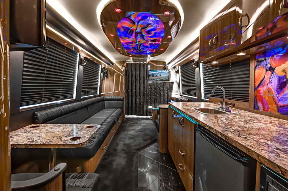 2014 Sleeper Coach Front Lounge